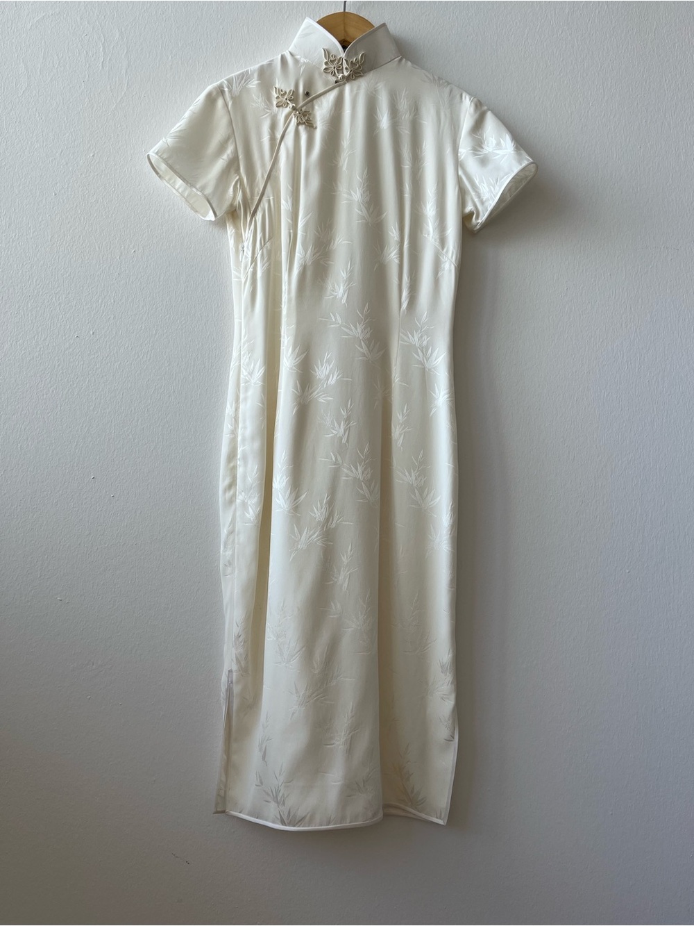 Ivory Silk Cheongsam/Qipao Dress with Subtle Bamboo Jacquard